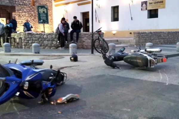 Fuerte choque en el centro  terminó con dos heridos