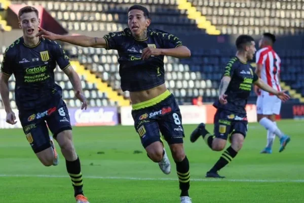 Almirante Brown venció a San Martín (T) por penales y será rival de Boca en la Copa Argentina