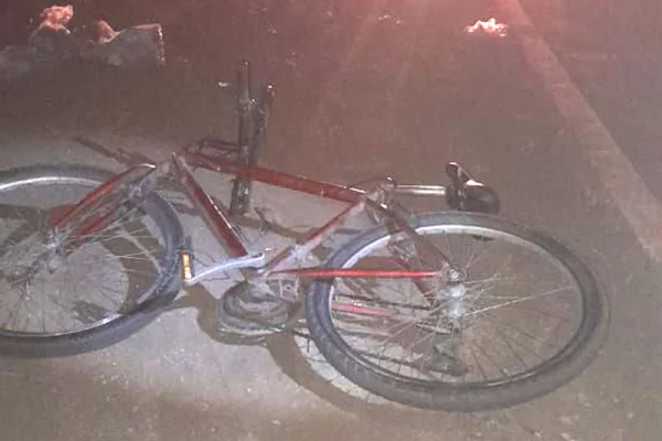 Un hombre cayó de su bicicleta y terminó en el hospital