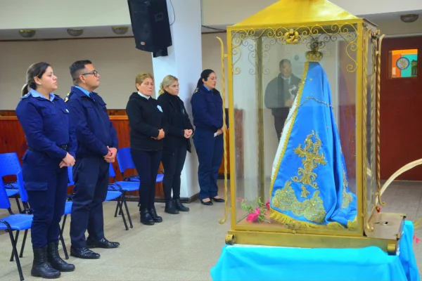 La Virgen del Valle visitó a la Policia de la Provincia