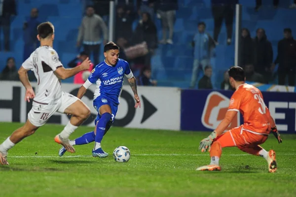 Atlético Tucumán y Platense quedaron a mano en el cierre de la tercera fecha