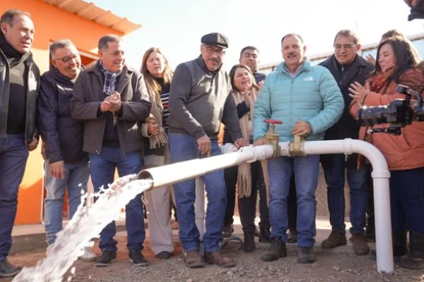 El Gobernador recorrió obra que mejorará provisión de agua potable en Chepes