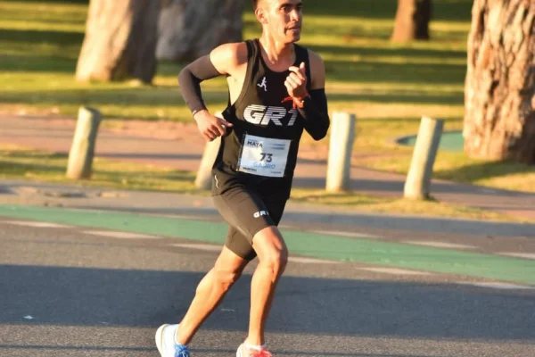 Miguel Garro quedó décimo en la multitudinaria “Carrera Maya”