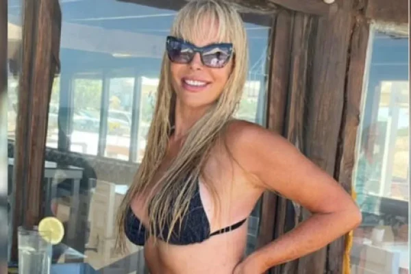 Graciela Alfano se lució en bikini y habló de su relación con Carlos Menem