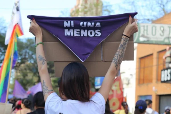 La Rioja: Ni Una Menos marcha contra de la violencia machista, la Ley de Bases y el DNU de Milei