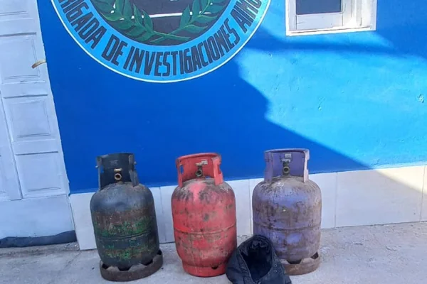 La Policía recuperó tres garrafas robadas en Aimogasta