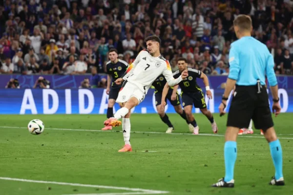 Alemania goleó a Escocia en el partido inaugural