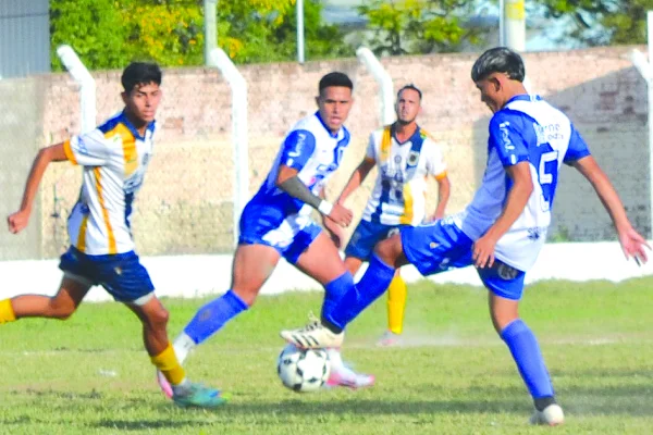 Defensores de la Boca va por subir en la tabla de posiciones