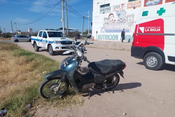 Una motociclista herida tras caer de su rodado