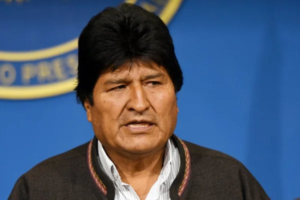 Evo Morales convocó a una movilización “para defender la democracia frente al golpe de Estado”