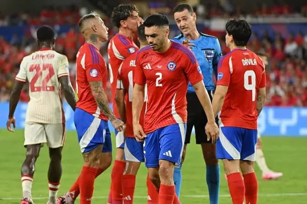 Chile igualó sin goles ante Canadá y quedó eliminado de la Copa América