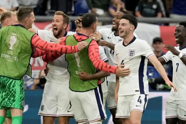 Eurocopa 2024: Inglaterra luchó y logró derrotar 2-1 a Eslovaquia para pasar a los cuartos de final