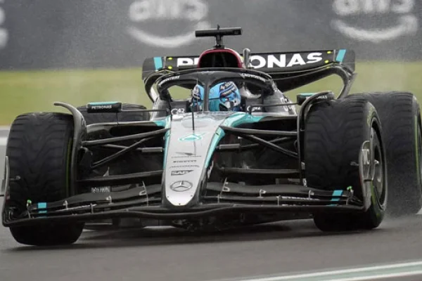 George Russell encabezó una clasificación británica en Silverstone