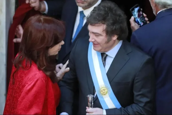 Tras los anuncios del Gobierno, Cristina Kirchner cruzó a Javier Milei: “Están haciendo análisis esotéricos”