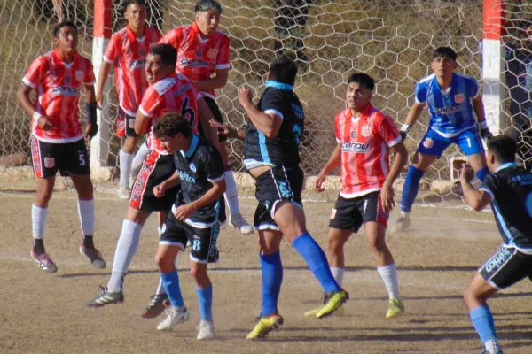 Los Andes ganó con lo justo y sigue arriba en la zona B