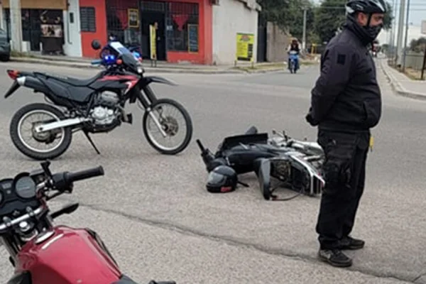 Dos motos chocaron y sus ocupantes sufrieron heridas