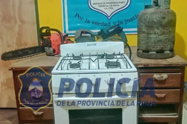 La Policía recuperó elementos robados en el paraje Difunta Correa