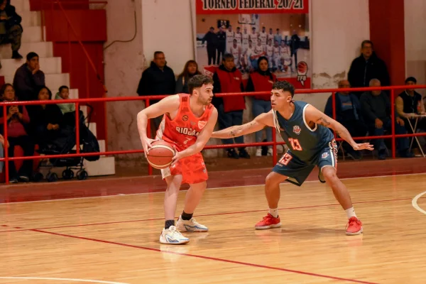 La fecha se completa con la doble jornada en Riojano