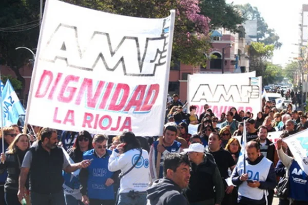 AMP llamó a realizar abandono de tareas y movilización