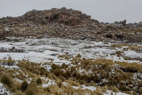 Llegó la nieve a Córdoba: mirá las primeras imágenes de las Altas Cumbres