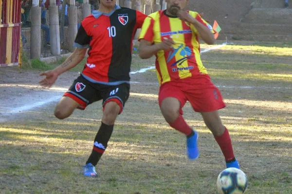 San Buenaventura derrotó a Newell's y tiene una vida más