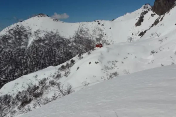 Avalancha en el Cerro López de Bariloche: hallaron con vida al desaparecido