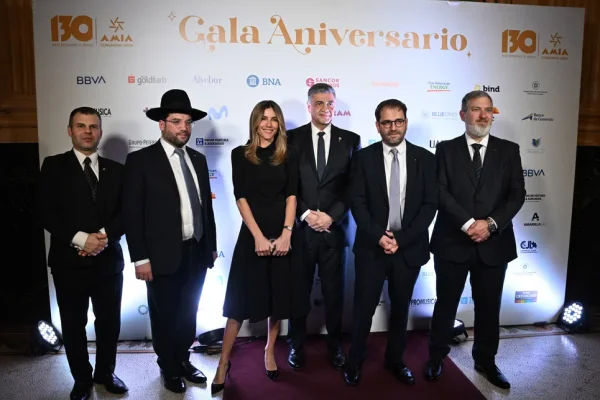 La AMIA celebró sus 130 años con una gala en el Teatro Colón