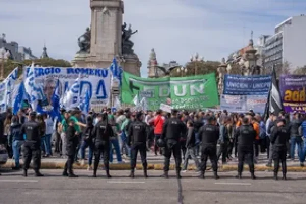 Marcha frente al Congreso por el Presupuesto Universitario