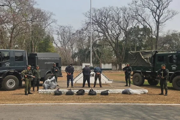 Decomisaron más de 122 kilos de cocaína y detuvieron a tres narcos tras un enfrentamiento armado: hay un muerto