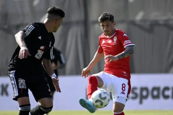 Riestra le ganó a Huracán y continúa con el invicto en el Bajo Flores