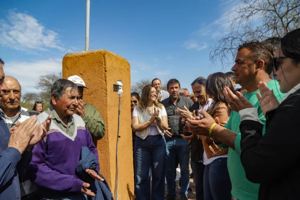 El Gobernador inauguró obras en Ortiz de Ocampo