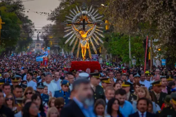 Salta venera al Señor y la Virgen del Milagro: esperan 800.000 peregrinos