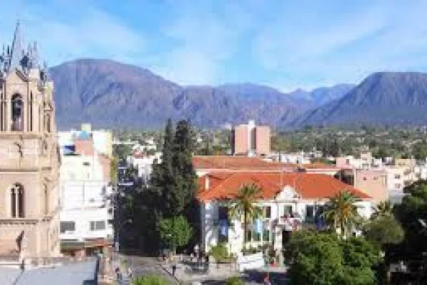 Viernes con cielo despejado y máximas de 30 grados