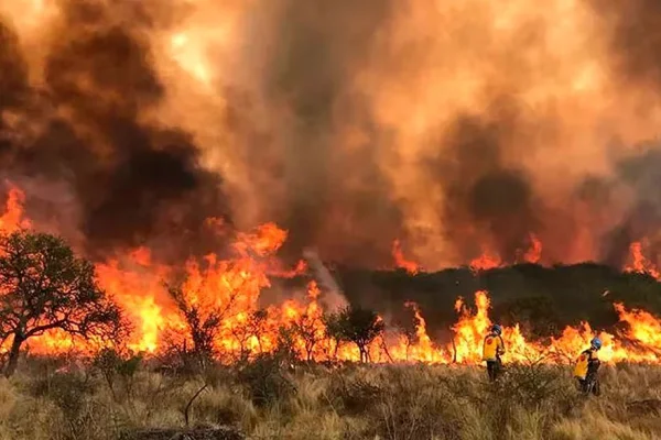 La Rioja ofreció ayuda a Córdoba ante los incendios forestales