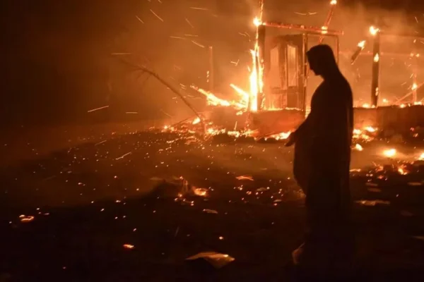 La impactante imagen de una Virgen intacta tras el paso del fuego en Córdoba