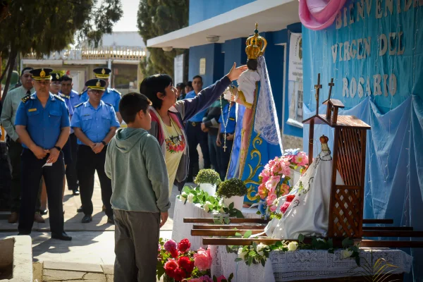 Recibieron a la Virgen del Rosario en la Unidad Regional V