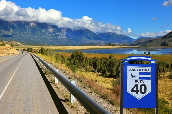 Vialidad Nacional ha comenzado tareas de señalamiento horizontal con material reflectante en la Ruta Nacional 40