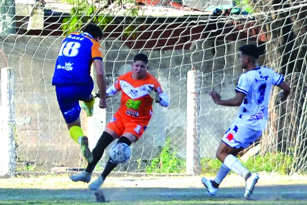 Rioja Juniors derrotó a Vélez y quedó al acecho en la tabla