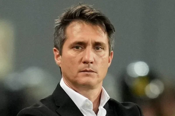 Las chances de Guillermo Barros Schelotto de asumir como DT de Boca tras la renuncia de Diego Martínez