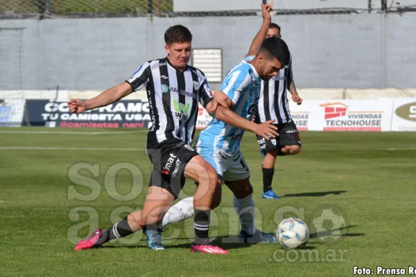 Racing de Córdoba perdió en Caseros y salió de la zona de playoff