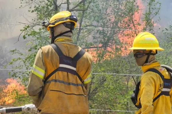 Temor en Córdoba por el posible reinicio de focos de incendio: así estará el clima el fin de semana