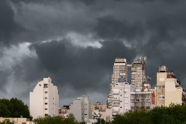 Rigen alertas por tormentas, vientos y lluvias para más de 10 provincias