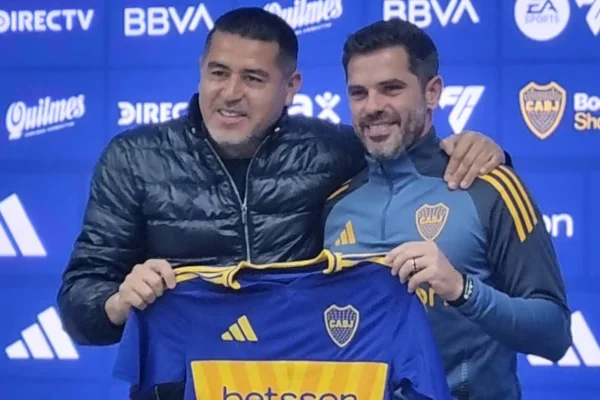 El mensaje de Juan Román Riquelme en la presentación de Fernando Gago como DT de Boca: “Es un día especial”