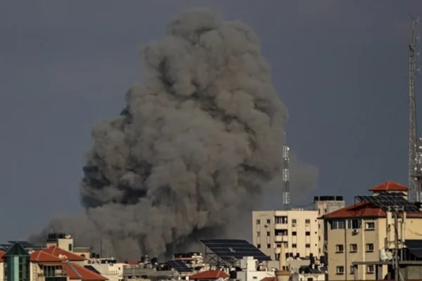 Ataque aéreo israelí en el norte de Gaza dejó al menos 150 muertos y heridos