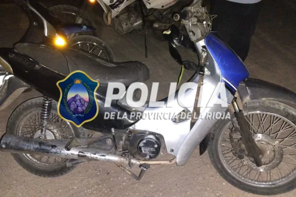 Robaron una moto y la dejaron abandonada