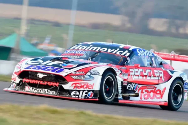 Werner hizo la pole y ganó la primera batalla