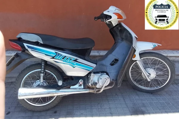 Llevó a verificar una motocicleta y se enteró que era robada