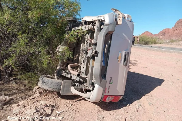 Una mujer sufrió lesiones tras un  vuelco en Ruta 40