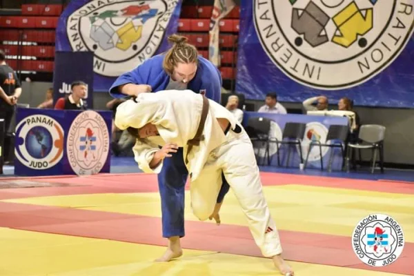 Ana Paula Robledo: Brilla en el Tatami del Torneo Nacional Clausura Jujuy 2024