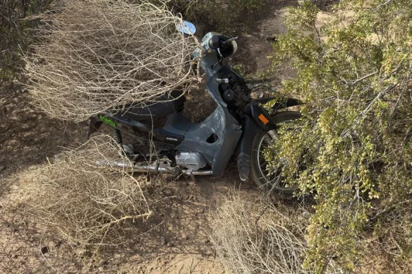 Robaron una moto y la abandonaron al costado de una ruta